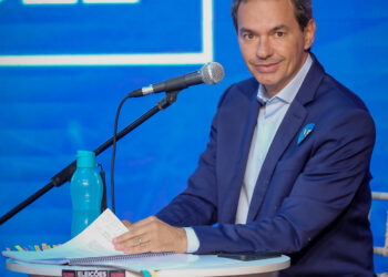 Na Fetems, Marquinhos assegura equiparação salarial e gestão democrática na educação