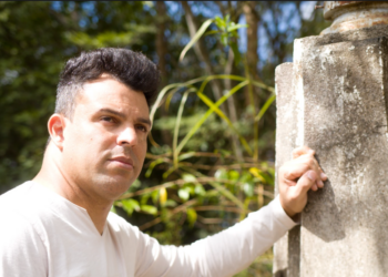 Kadu Ferraz fala sobre recomeço em single que marca seu retorno para a música gospel