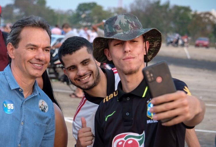 Marquinhos diz que vai combater a evasão escolar e preparar o jovem para o mercado de trabalho