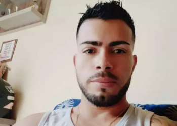 Jovem morre na Santa Casa horas depois de colidir moto contra carro na BR-163