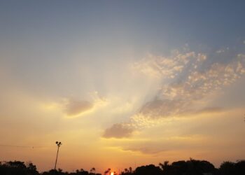 Tempo continua estável nesta segunda-feira, com máxima de 38° em MS