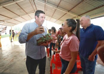 Empreendedorismo no campo: Riedel ganha cesta e destaca força da agricultura famíliar