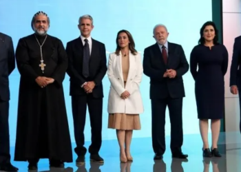 Ataques e acusações de corrupção dominam último debate antes da eleição