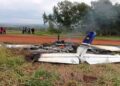 Avião cai na fronteira e pega fogo, 4 pessoas saíram ilesas e fugiram com rostos cobertos
