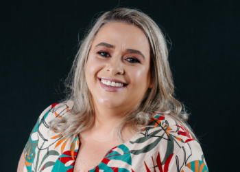 Cantora gospel Renata Brum apresenta seu novo single pentecostal “Eu Vou Semear”