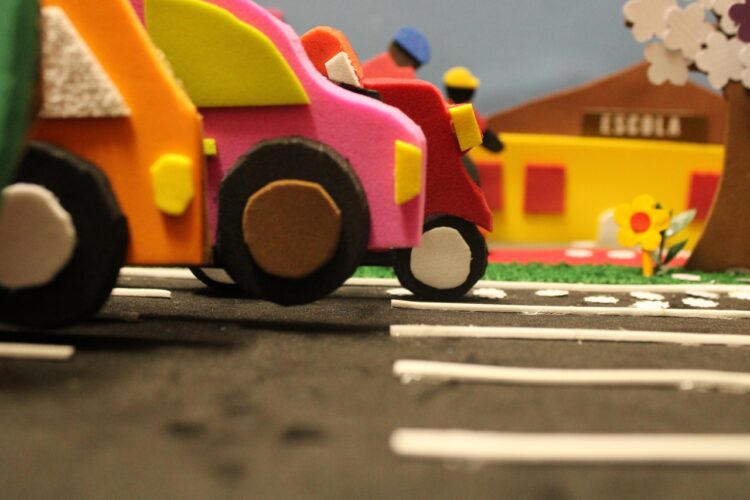 Semana do Trânsito: Shopping recebe teatro lambe-lambe neste final de semana