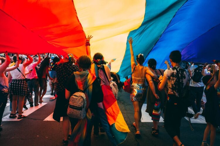 Evento discute direitos e políticas públicas voltadas para público LGBTQIA+ em MS