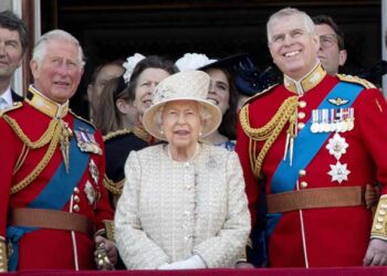 Artigo: Elizabeth II, personagem e testemunha ocular da história