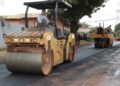 Começa recapeamento de rua por onde vai escoar enxurrada da Tamandaré