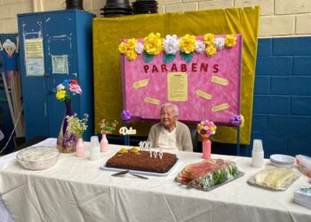 Fé e vida saudável são segredos de Dona Dulce, que festejou 100 anos no CCI Elias Lahdo