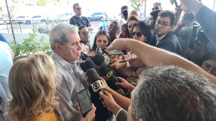 André agradece os 247.093 votos e deseja boa sorte aos candidatos
