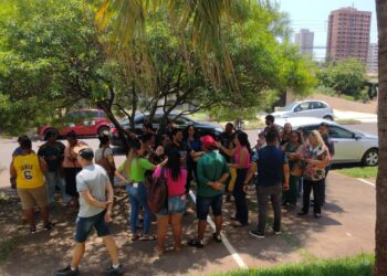 Cabos eleitorais “acampam” no PTB para receber de Delcídio e Otávio Figueiró