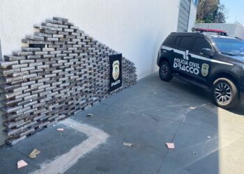 Vídeo: Dracco “dá prejuízo” de R$ 40 milhões ao tráfico, após descobrir cocaína em colchões na Capital