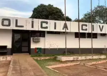 Motociclista obriga adolescente a subir em moto e a estupra perto de cemitério