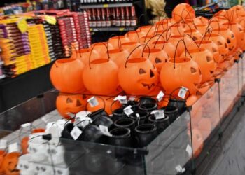 Halloween vira tradição e festa deve movimentar mais de R$ 1,5 milhão na Capital