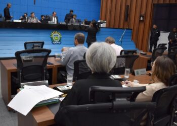 Em segunda análise, CCJR da ALEMS aprova tramitação da LOA e do PPA