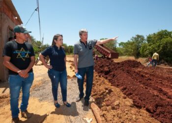 Prefeitura faz manutenção em bairros e conclui reparos no canal do Segredo
