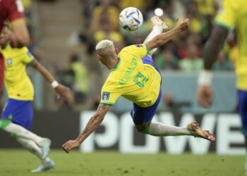 Tem Seleção Brasileira hoje; confira o horário de funcionamento das repartições estaduais
