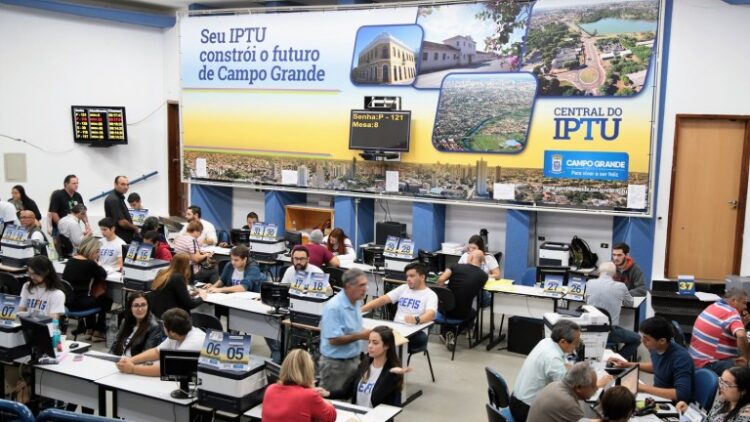 Contribuintes já podem aproveitar descontos do Refis para quitar débitos com Campo Grande
