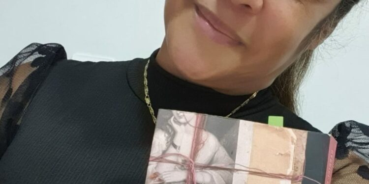 Famoso Sarau de Literatura traz peças teatrais para alunos interpretarem textos em escola da Capital