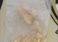 Após perseguição, menor de 17 é preso traficando pasta base de cocaína no Tiradentes