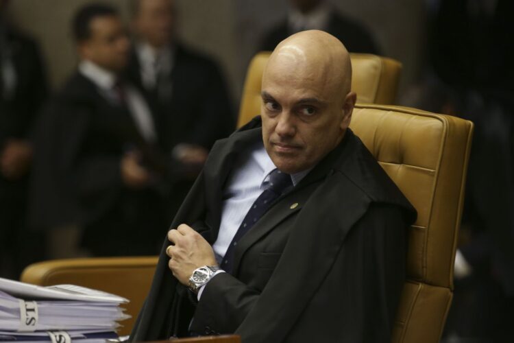 Moraes afirma que manifestantes antidemocráticos serão tratados como criminosos