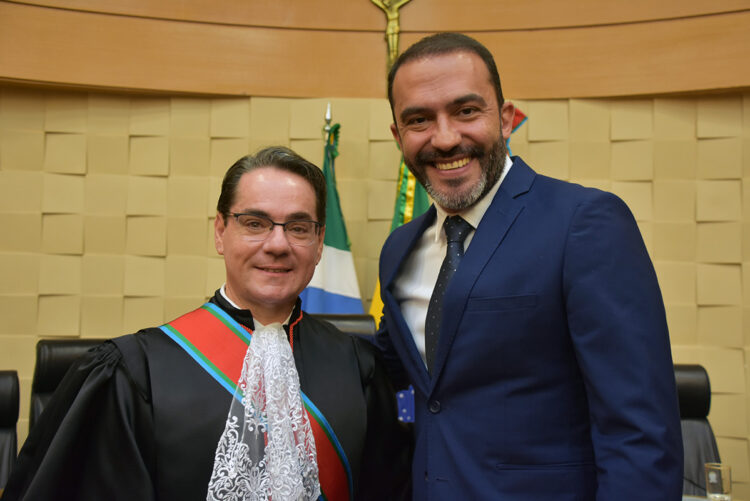 Fiems prestigia posse de novo desembargador do TJMS