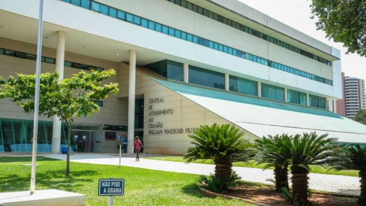 Central do IPTU terá atendimento normal nesta segunda-feira na Capital