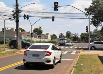 Concluída sinalização de acesso ao Tiradentes pela rua Fernão Dias