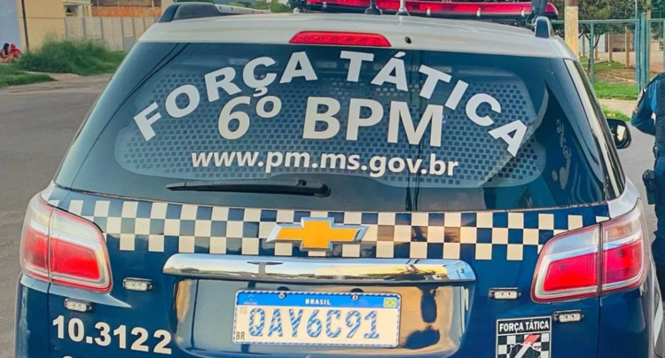 Após bebedeira, por ciúmes homem dá dois socos em mulher e é preso pela Força Tática