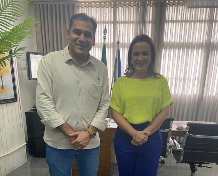 Após reunião com prefeita, Betinho diz que vai relatar em 10 dias orçamento de R$ 5,3 bilhões