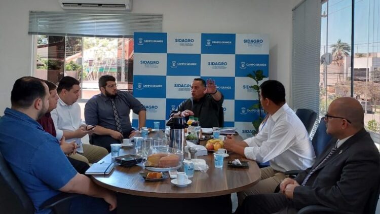 Na Capital, Comitiva de Concepción busca fomentar comércio com produtos da agricultura familiar