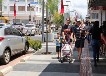 Comércio e serviços continuam impactando na geração de novos empregos na Capital