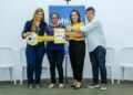 Prefeitura entrega contratos de regularização fundiária para 70 famílias de 15 bairros da Capital