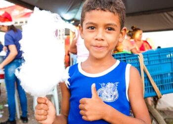 Hoje tem Natal no Noroeste, Parada Natalina na Rua 14 de julho e Cidade do Natal