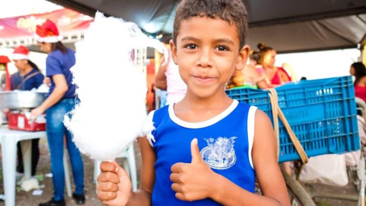 Hoje tem Natal no Noroeste, Parada Natalina na Rua 14 de julho e Cidade do Natal
