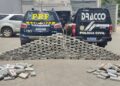 Polícias prendem 2 com mais de 300kg de cocaína em caminhão de energia solar