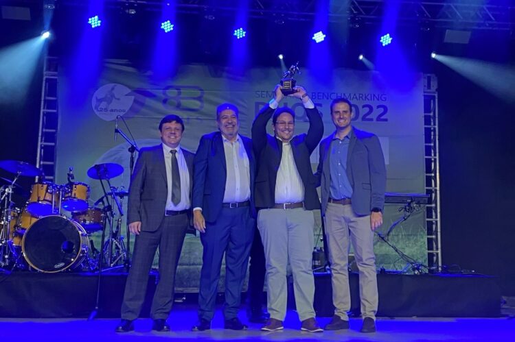 No “Oscar do Saneamento”, Águas Guabiroba recebe troféu de destaque em Gestão no Saneamento Ambiental