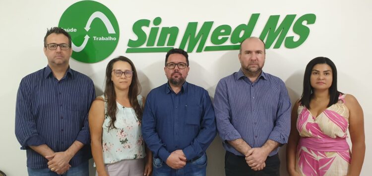 Sindicatos se reúnem para debater saúde pública em Campo Grande