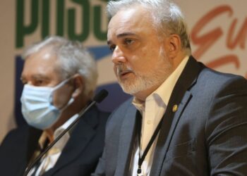 Lula anuncia Jean Paul Prates para presidência da Petrobras