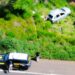 Trio de traficantes foge da PRF, capota Gol com 3 crianças e 1 delas é arremessada do carro