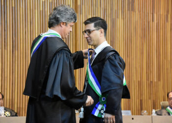 Fiems prestigia posse de novo desembargador do Tribunal Regional do Trabalho