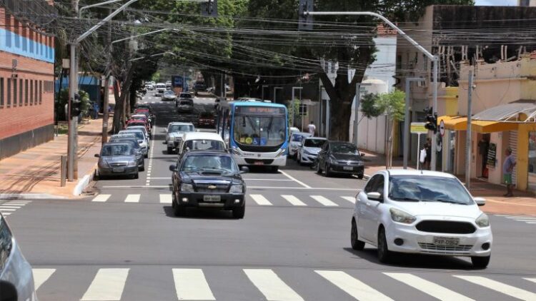 Prefeitura conclui revitalização de quadrilátero central com 30 km de recapeamento e 35 km de calçadas