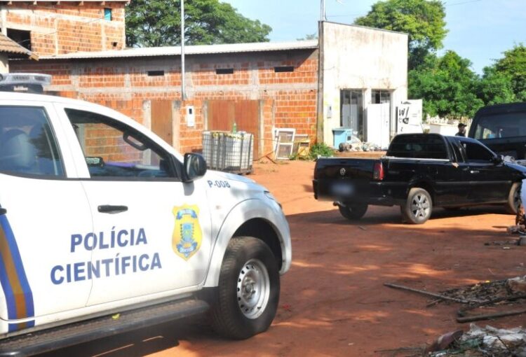 Adolescente mata irmão a facadas em Anastácio