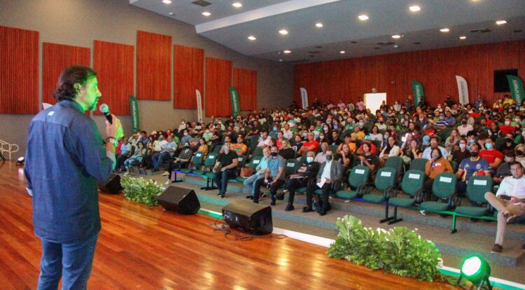 Evento reúne clubes e federações para discutir novas diretrizes de gestão esportiva adotadas pelo Governo