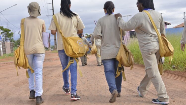 Prefeitura antecipa o 14º salário dos agentes comunitários e de combate a endemias