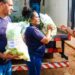 Prefeitura leva cestas de alimentação para famílias em situação de vulnerabilidade