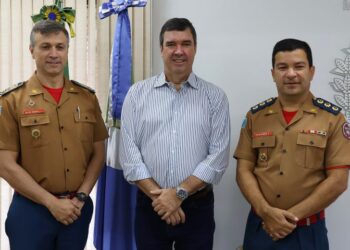 Governador dá posse ao novo comandante e subcomandante do Corpo de Bombeiros