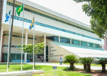 Contribuintes têm até dia 10 de janeiro para pagar IPTU com 20% de desconto