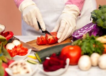 Matrícula para primeiras turmas do ano de curso de manipulação de alimentos será na quarta